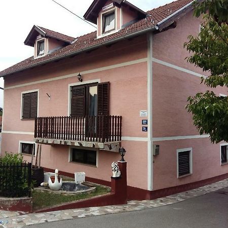 كارلوفاتش Rooms Mostanje المظهر الخارجي الصورة