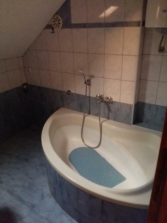 كارلوفاتش Rooms Mostanje المظهر الخارجي الصورة